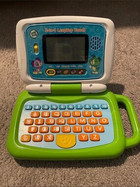 Leap frog 2-1 laptop for kids